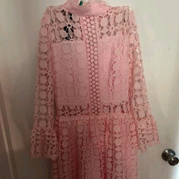 PLAIN CONTRAST MESH CUT OUT DRESS - Picture 10 of 10